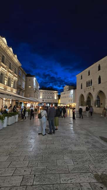 Split and Diocletian's Palace walking tour with a local guid - Beyond the palace walls: markets, squares, and local life