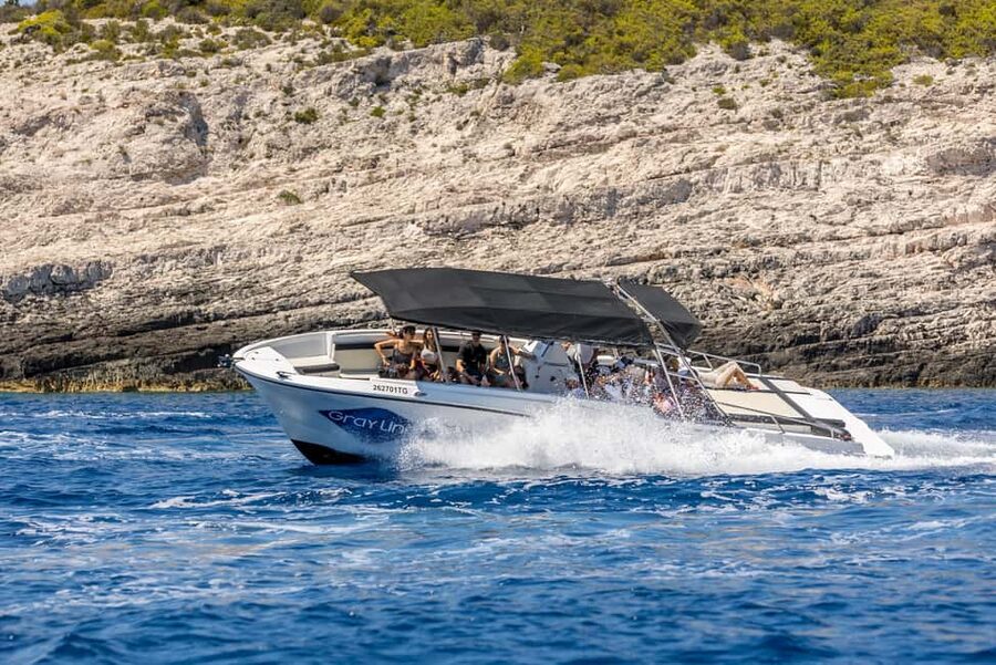 Split: Blue Cave & Hvar Small-Group Speedboat Tour - Blue Cave lighting and the on-site cash ticket reality