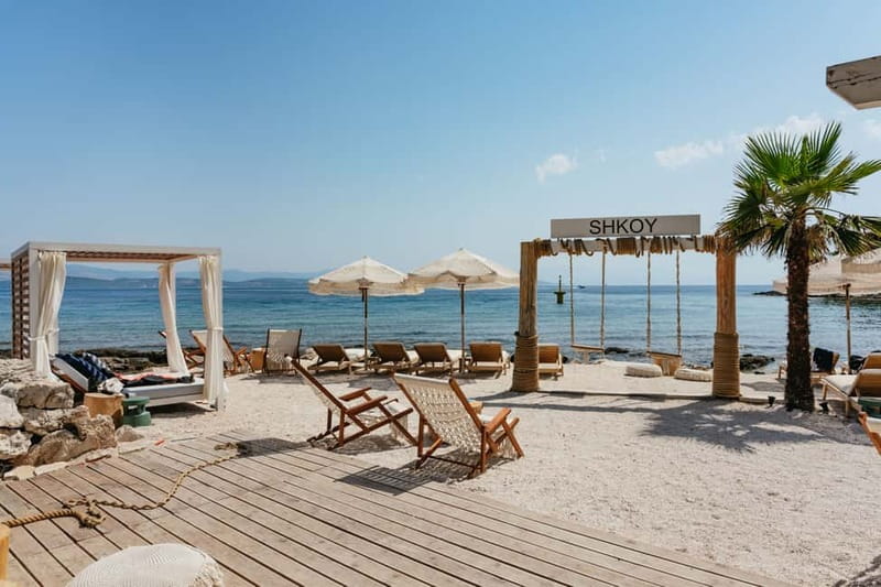 Split: Blue Lagoon & 3 Islands Small Group Speedboat Tour - Finding Toto Travel: Meeting Point by St Francis Church