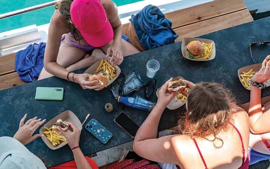 Split: Blue Lagoon and 3 Island Cruise with Food and Drinks - Šolta Island: Nečujam shipwreck swimming and why wrecks are magical in clear water