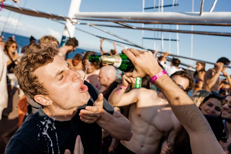 Split: Blue Lagoon Boat Party with DJs, Shots & After Party - Key things to know before you board