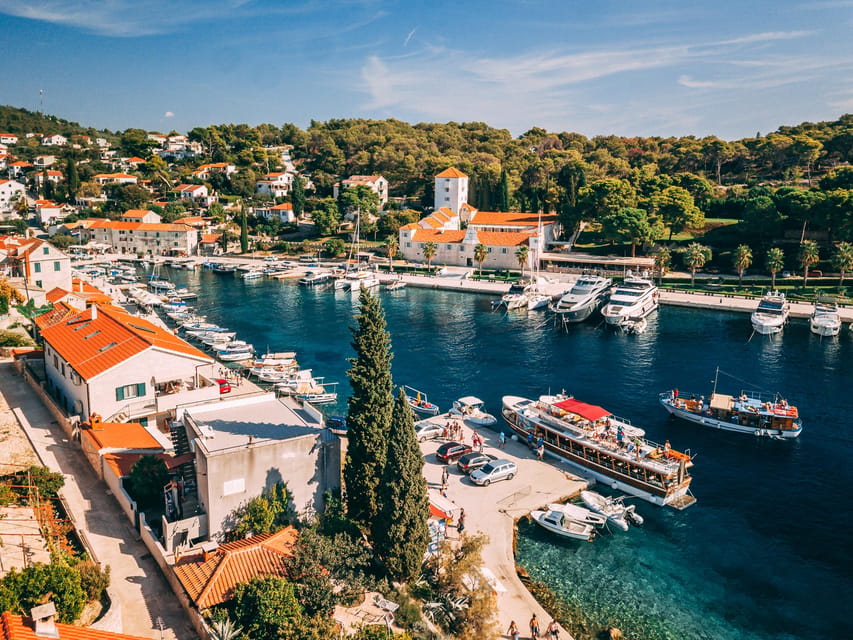 Split: Blue Lagoon, Borkko Beach & Šolta with Food & Drinks - Snorkeling, water shoes, and that 10€ deposit