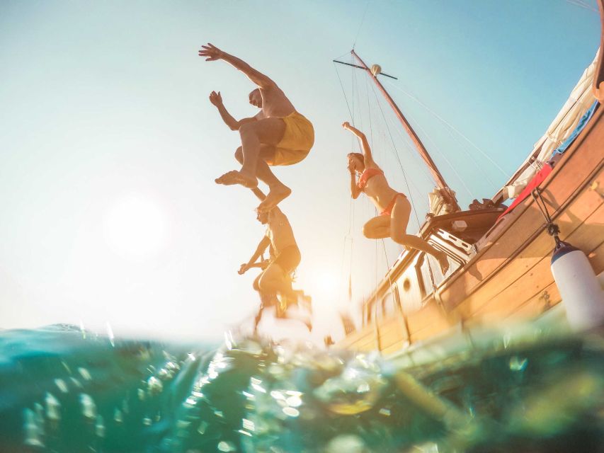 Split: Blue Lagoon&Šolta boat tour with Food&Drinks (2026) - Final call: Should you book this Blue Lagoon and Šolta tour?