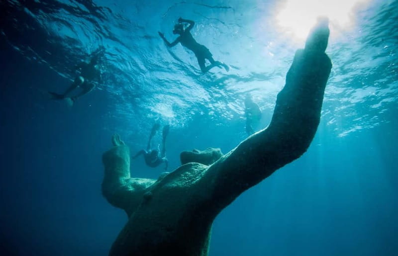 Split: Blue Lagoon Underwater Museum Tour w/Lunch & Drinks - From Split’s Riva to a pirate-ship mood