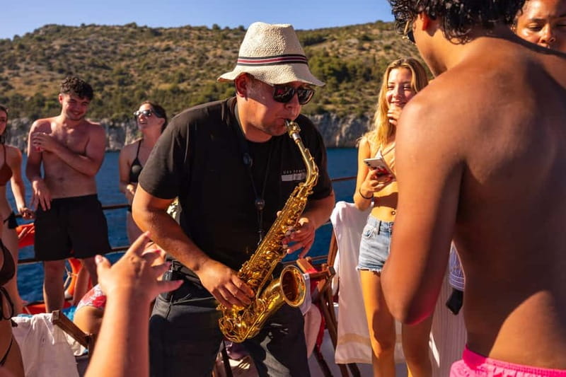 Split: Blue Lagoon Underwater Museum Tour w/Lunch & Drinks - Snorkeling masks, fins you do not get, and how to see more