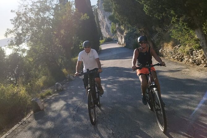 Split City Electric Bike Tour - Matejuska Pier views, Riva Promenade energy, then back to Plinarska ul.