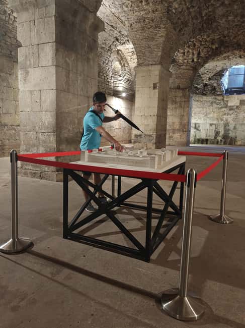 Split: City Walking Tour w/ Game of Thrones Locations - Price and value: what you get for about $45 in 100 minutes