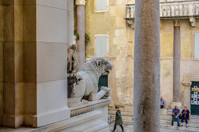 Split Diocletian Palace Highlights - Private walking tour - The south gate and Diocletian’s Cellars