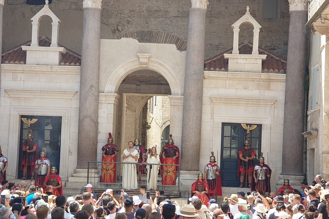 Split & Diocletian Palace Historical Walking Tour - Vestibulum and Triklinij, Diocletian’s personal world