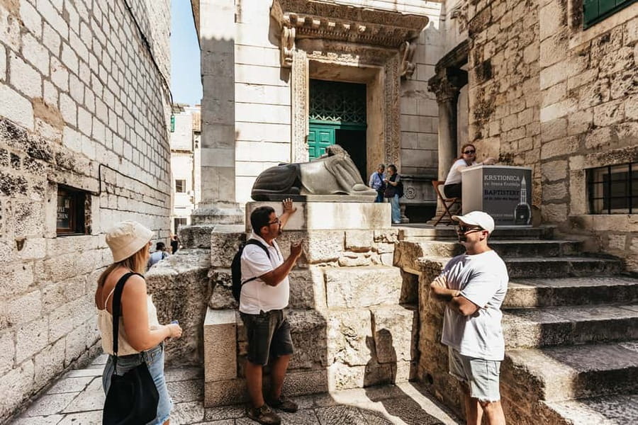 Split: Diocletian Palace & Old Town Guided Walking Tour - Starting at Riva, then walking straight into the palace’s power and purpose