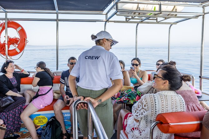 Split: Hvar, Brač, and Pakleni Cruise with Lunch and Drinks - Lunch on Board in Transit: Wine, Burgers, and Staying Powered