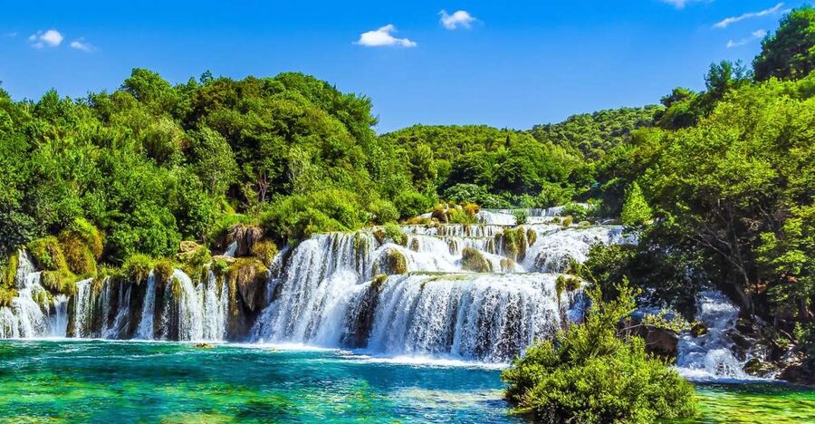 Split: Krka National Park Full-Day Tour with Wine Tasting - Plastovo and Wine Tasting: How the Day Gets Delicious