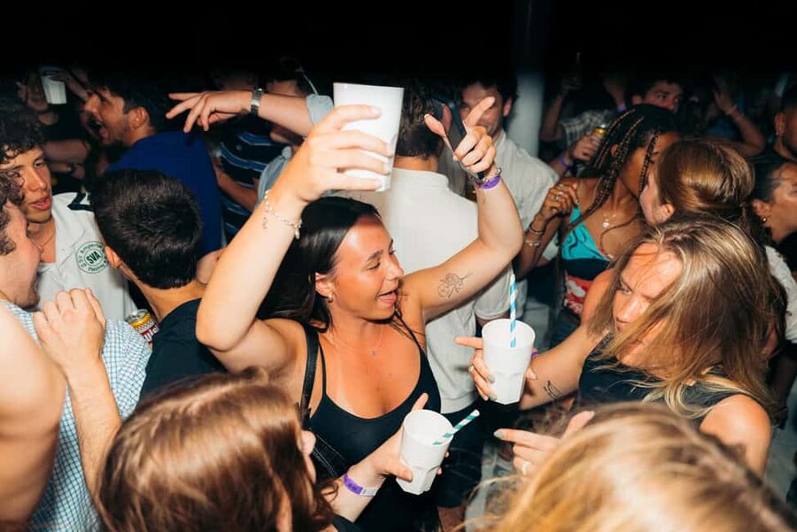 Split: Night Boat Party with Free Shots, Dj and After Party - Why this Split night boat party is a value win