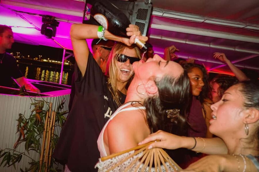 Split: Night Boat Party with Free Shots, Dj and After Party - The boat ride with the live DJ: where Split shines at night
