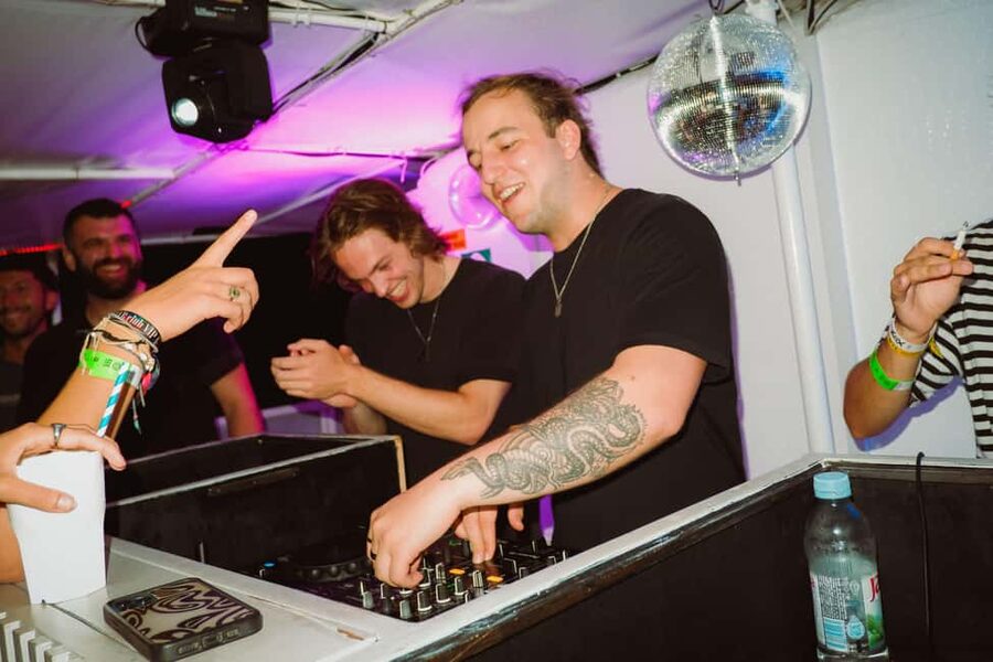 Split: Night Boat Party with Free Shots, Dj and After Party - Practical tips for an easy night in Split