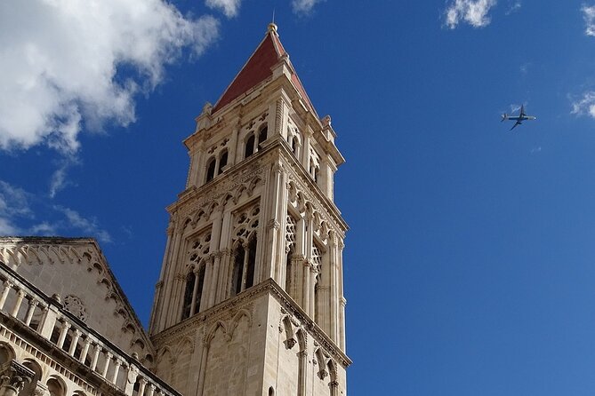 Split old city walking tour with local tour guide - Price and value: is $30.17 a smart buy?