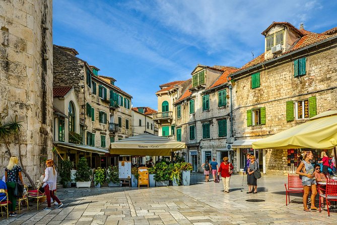 Split Old Town History Walking Tour - Vestibulum and the dome acoustics, plus the chance of klapa