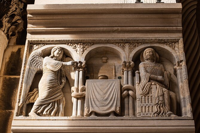 Split Palace & Old Town -Private walking tour- Entrance included - The palace’s sacred core: Peristyle and the Temple of Jupiter