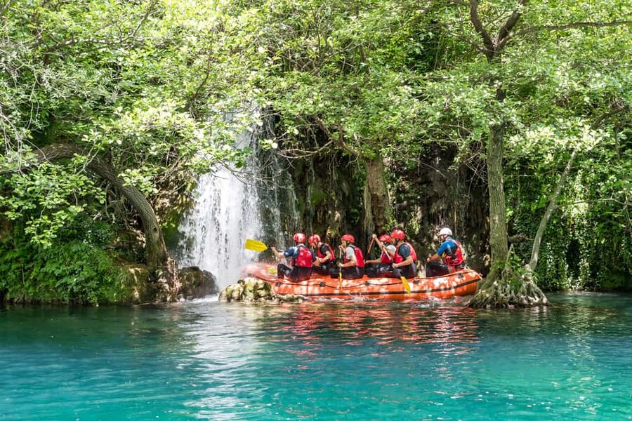 Split: Premium Rafting,Cave exploring,Cliff jumping & Picnic - Key things that make this rafting day different