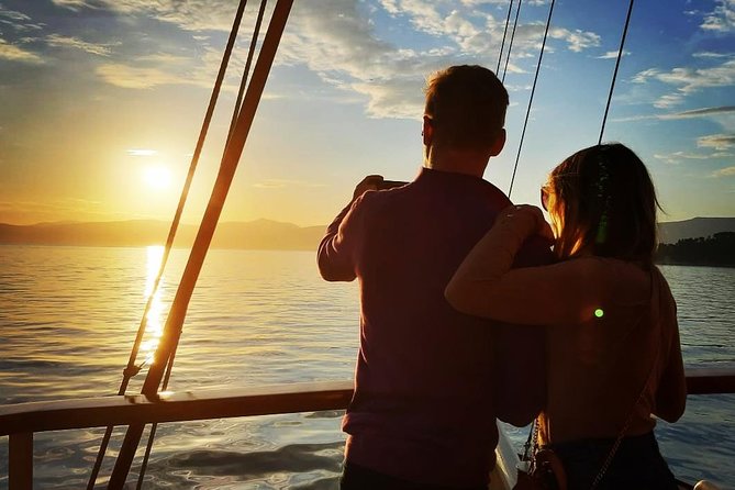 Split:Sunset Cruise with Live Music - Unlimited drinks are part of the experience, not an afterthought