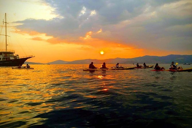 Split Sunset Sea Kayaking Tour - Snorkeling, Swimming Breaks, and Cliff-Jump Moments