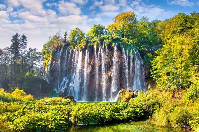 Split to Plitvice Lakes Private Tour with Local Guide - Plitvice Lakes National Park, UNESCO since 1979, and why colors change