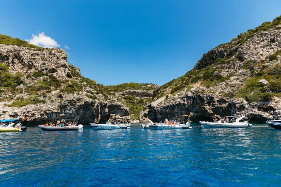 Split/Trogir: Blue Cave, Mamma Mia, Hvar and 5 Island Tour - Stiniva Cove and Srebrena: quick water time and fast photo stops