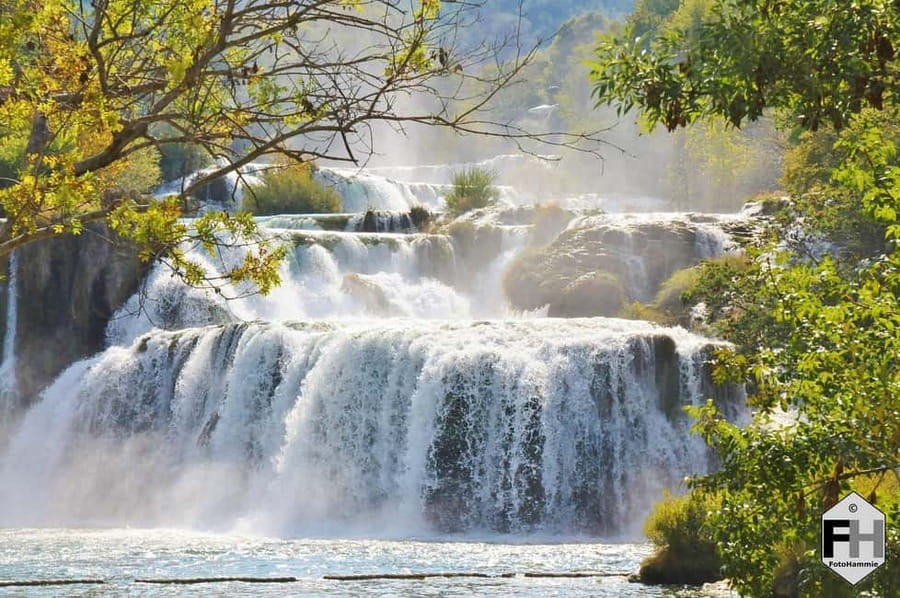 Split & Trogir: Krka Waterfalls & Swimming in Primošten - Skradinski buk at Krka: the walk is the main event