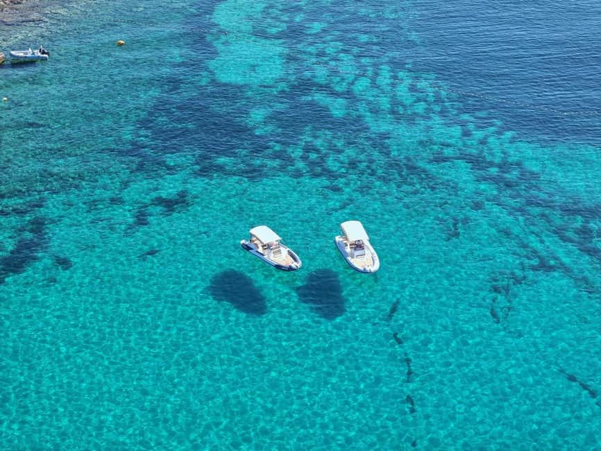 Split/Trogir: Trogir, Blue Lagoon, and Solta Speedboat Trip - Stop 1 in Trogir: UNESCO streets in about 60 minutes