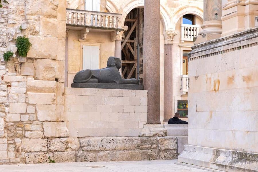 Split: Walking Tour of Split with Art Historian - Diocletian’s Cellars: the underground that turns the tour practical