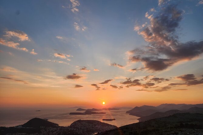 Sunset and Wine / Dubrovnik Sunset Tour and Premium Wine Tasting - Stop 3: Bosanka viewpoint over Old Town, with history from the sea-side angle