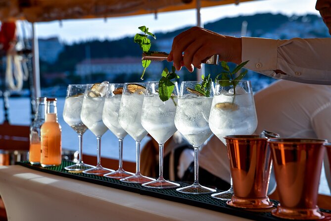 Sunset Cruise | Cocktail Experience on Board around Dubrovnik - Comfort, crowding, and how to get a good seat