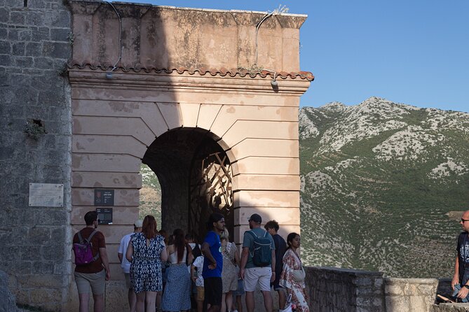 Sunset Klis Fortress Tour From Split with Sightseeing bus - Sunset over Split: plan for the ridge, not a perfect sun drop