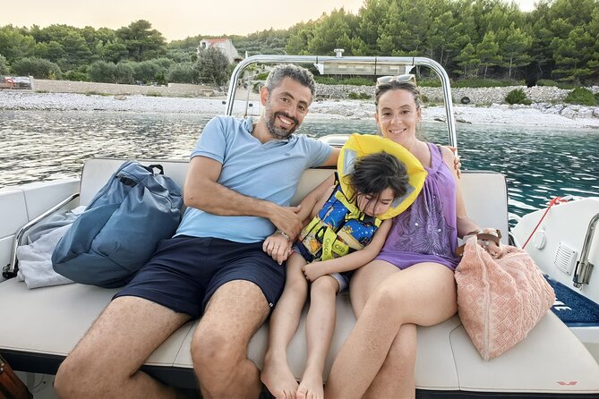 Sunset Speedboat Tour in Makarska with swim stop on island Brač - Group Size and the Comfort Factor on a 30-Person Max Boat