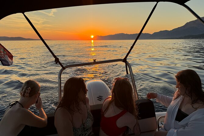 Sunset Speedboat Tour in Makarska with swim stop on island Brač - Where You Meet and How Check-In Impacts Your Timing
