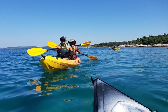 TRANSPARENT KAYAKING or SUP-ing AROUND ISLANDS - Where Kamenjak fits into your Pula trip