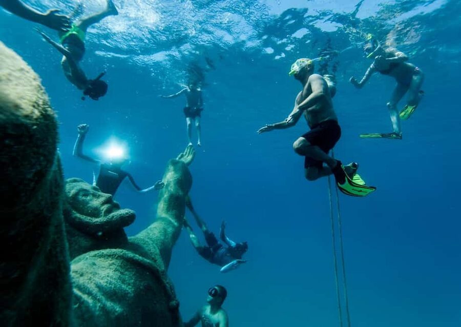 Trogir: Boat tour to Unique underwater museum - Snorkeling over the statues: how the museum experience plays out