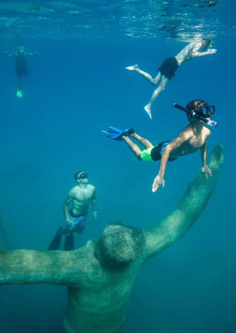 Trogir: Boat tour to Unique underwater museum - 50+ statues to 10 meters: the pieces you’ll aim for