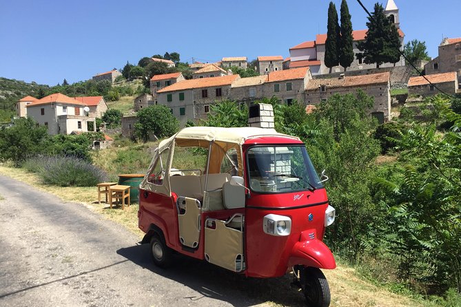 Tuk Tuk Sightseeing Tour of Hvar - Timing: where to place this tour in your Hvar day