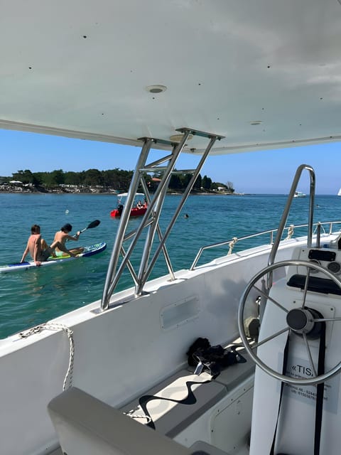 Umag: Snorkeling&dolphinwatching morning tour adventure - Meet at Fontana, Then Follow the MammaMia Boat Adventure Flag