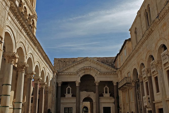 Walking Tour of Split with a 'Magister' of History - Temple of Jupiter and the Silver Gate: anomalies, naming, and smart viewpoints