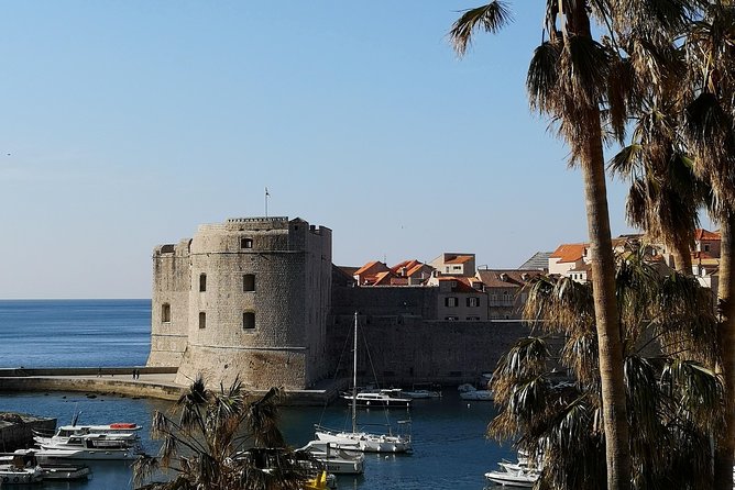 Welcome to Dubrovnik Walking Tour - Entering the walled city at Pile Gate, then getting your bearings