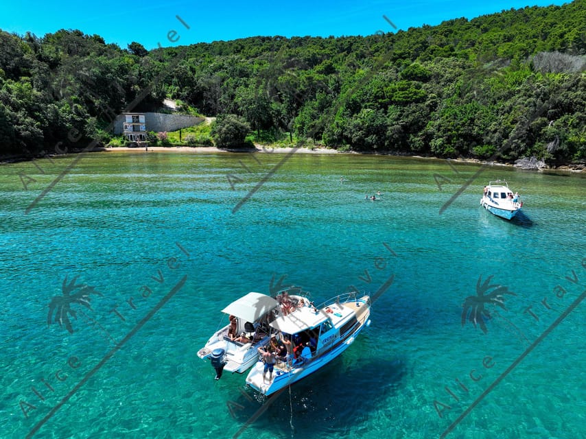 Zadar: 3 Island Speedboat Tour with Wine and Snorkeling - Osljak Island: Tiny Inhabited Island With Real Details