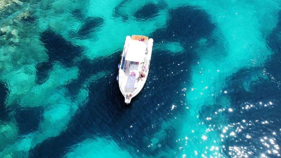 Zadar: 3 Islands Half-Day Boat Tour with Snorkeling & Fruit - Getting underway from Obala kneza Branimira 27