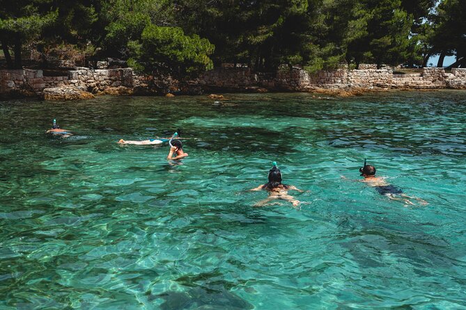 Zadar: 3 Islands Luxury Boat Tour with Aperol Spritz & Snorkeling - Ugljan Area and Skoljic: Churches, Monastery Pieces, and Lunch Options