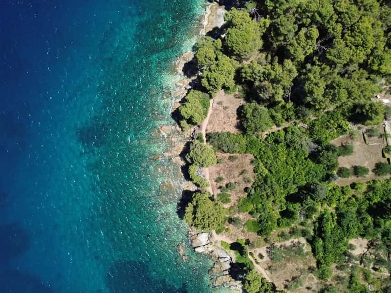 Zadar: 3 Islands Speedboat Tour with Drinks and Diving - Preko on Ugljan: walking, photo moments, and browsing