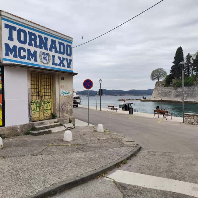 Zadar: 3-Stop Blue Lagoon & Snorkeling Cruise with Drinks - Stop 1: Blue Lagoon bay snorkeling, calm water you can actually enjoy