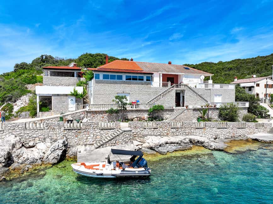 Zadar 4-Islands Escape Saharun & Hidden Shipwreck - Cove Žorljevica: swim time away from the busiest spots