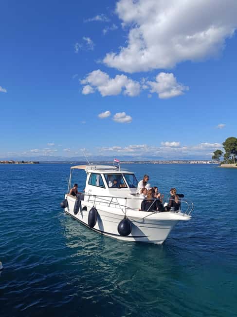 Zadar: Adventure on 6 islands, 3 lagoons, 1 cave, Bio Fruits - Clam hunting and shell hunting in the lagoon: a competition that keeps it fun