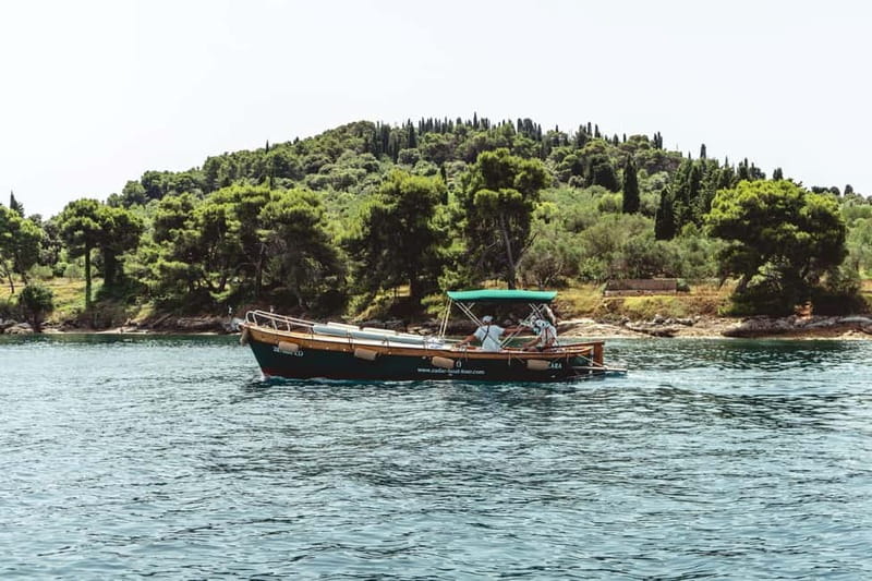 Zadar: Aperol Spritz & Island Vibes on Luxury Speedboat - Island village time on the 4-hour itinerary